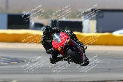 media/Mar-28-2022-Superbike Trackdays (Mon) [[b8603d0f67]]/Novice Group (1130am-12pm)/Turn 2/